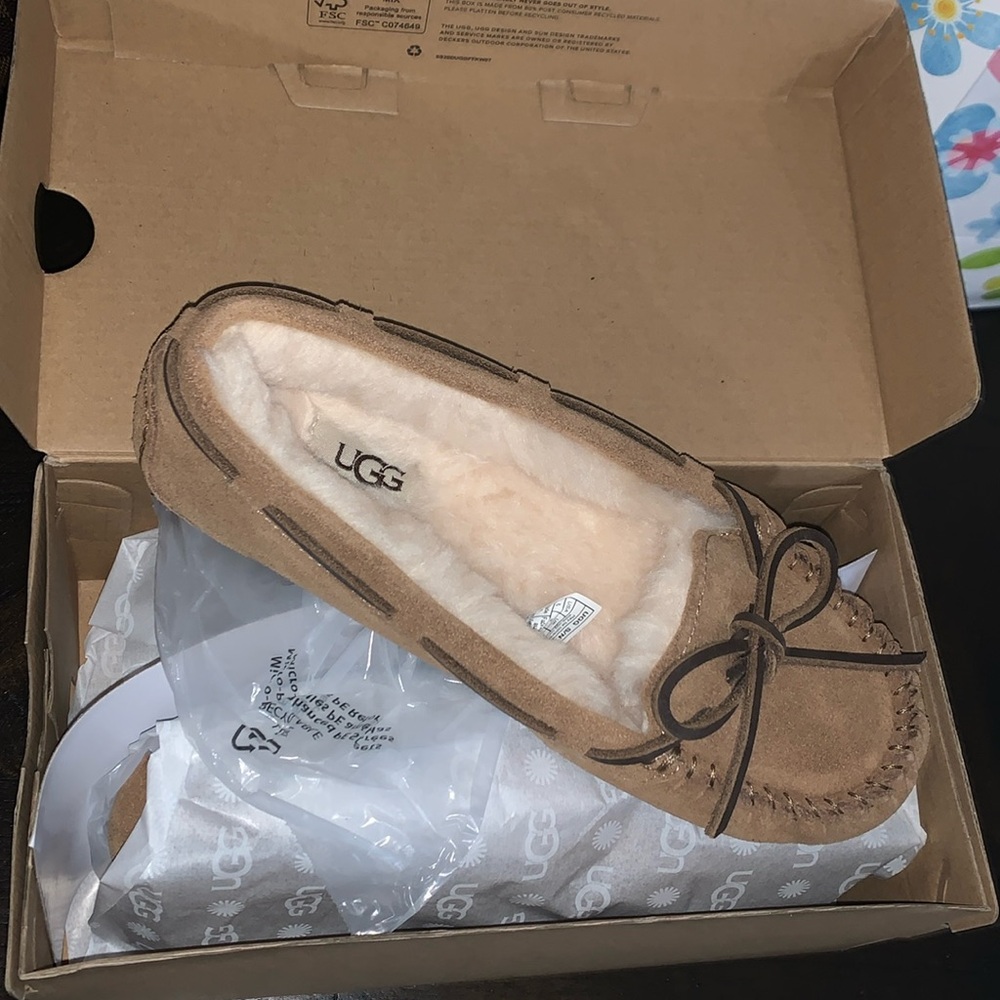 UGG Bella II Chestnut size 6 New In Box **